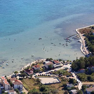 Valadar Apartman